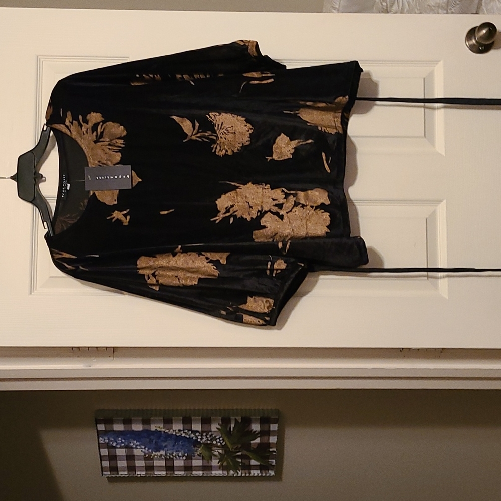 Bryn Walker top